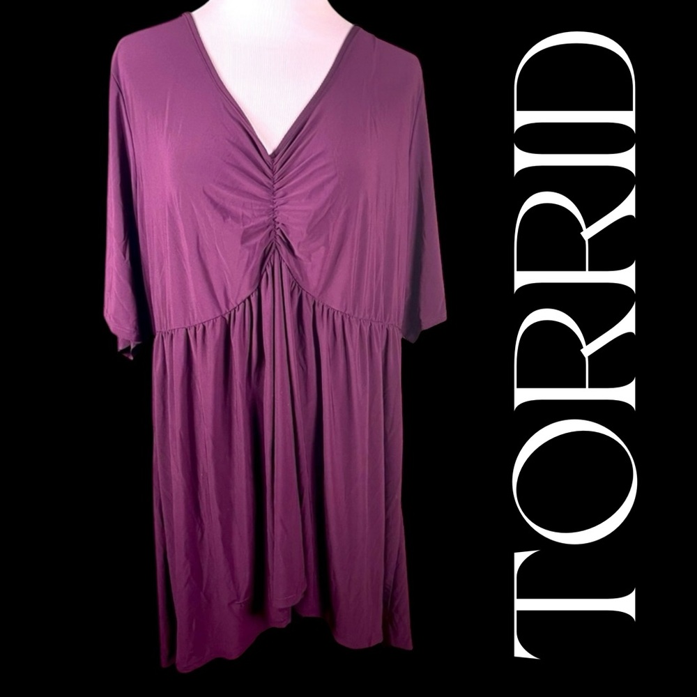 NWOT Torrid 4 blouse